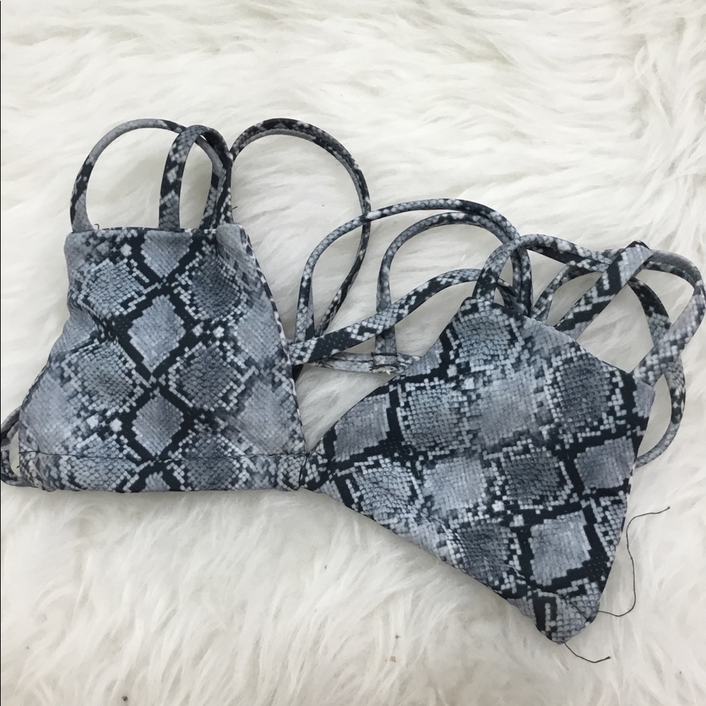 Triangle bikini top snakeskin